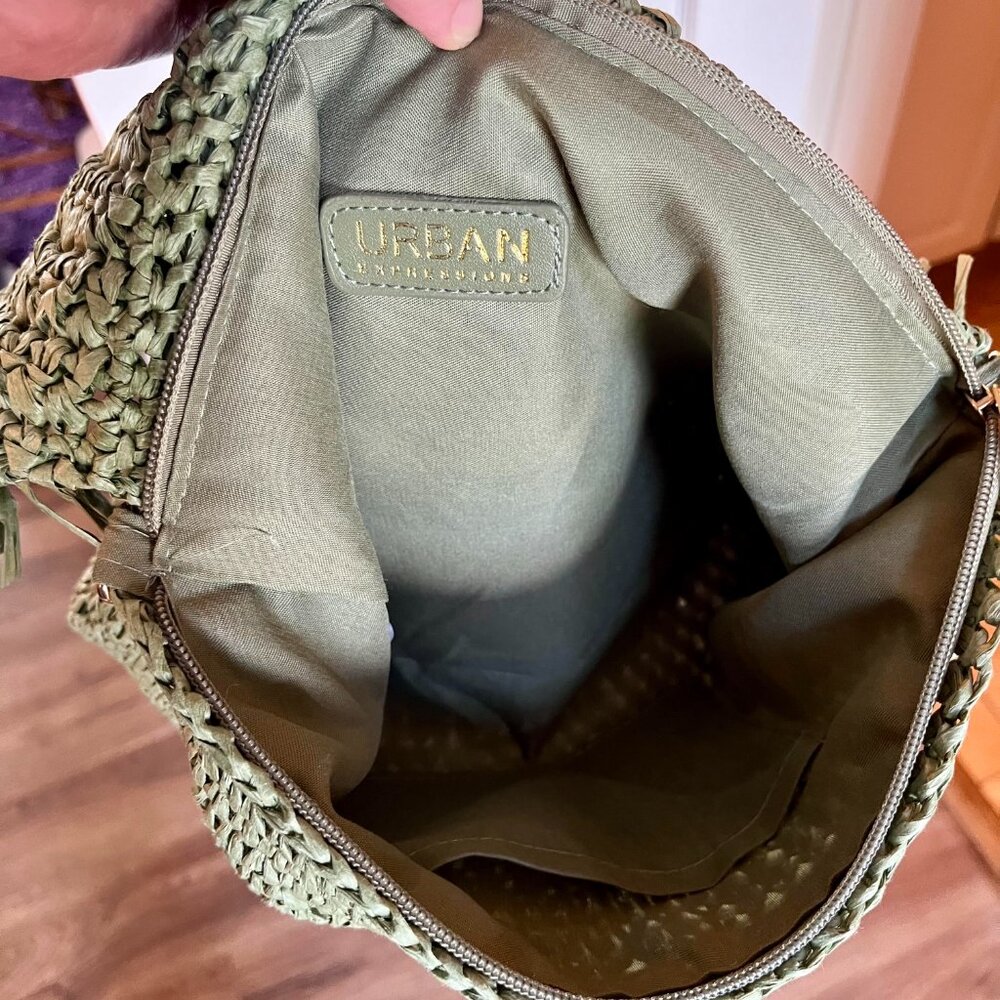 Urban Expressions Green Straw Crossbody Handbag Purse - Picture 4 of 4